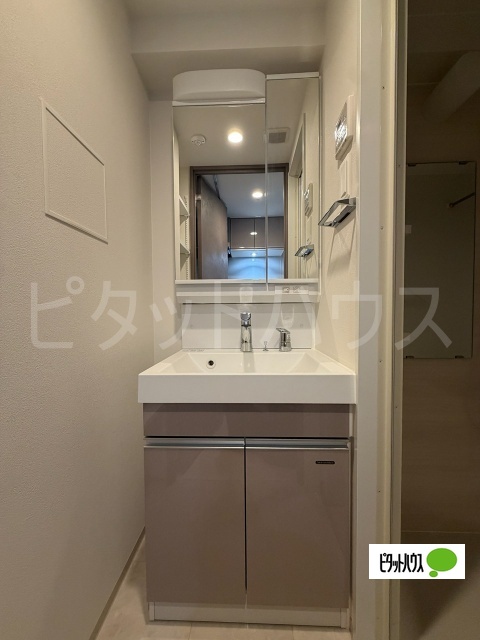 洗面設備　独立洗面台