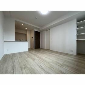 ACP Residence 中野新橋の居間写真