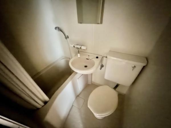フラワーパレス白子のトイレ写真