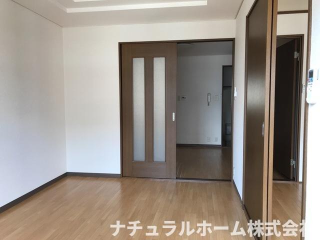 居室・リビング　洋室2