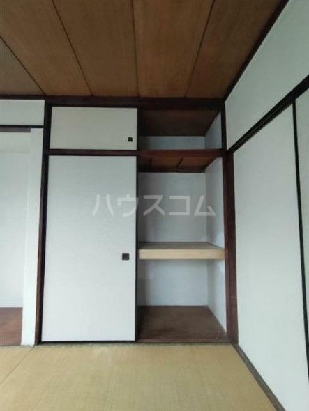第一関口ビルの居間写真