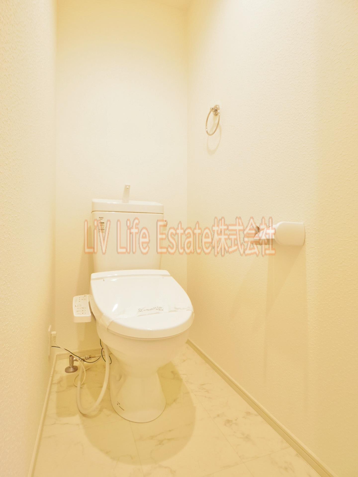 西武新宿線 久米川駅 徒歩5分 3階建 築7年のトイレ写真
