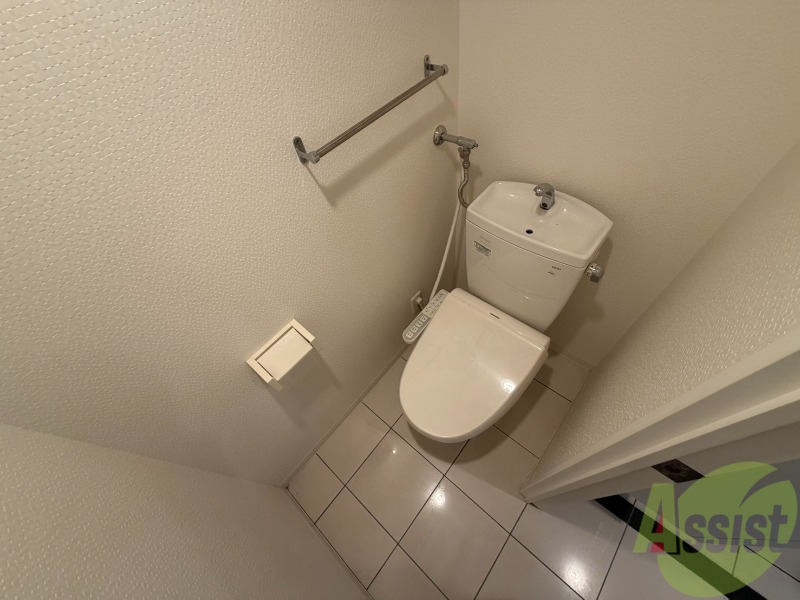 地下鉄東西線 琴似駅 徒歩1分 4階建 築17年のトイレ写真
