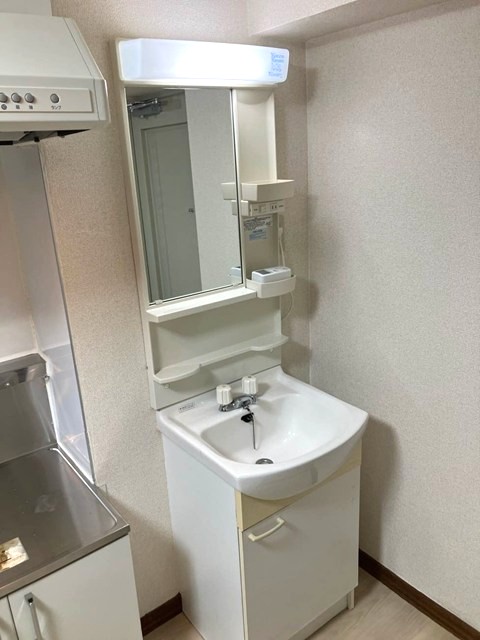 洗面設備　※参考写真※独立洗面台付きで朝の準備もらくらく♪お化粧すると