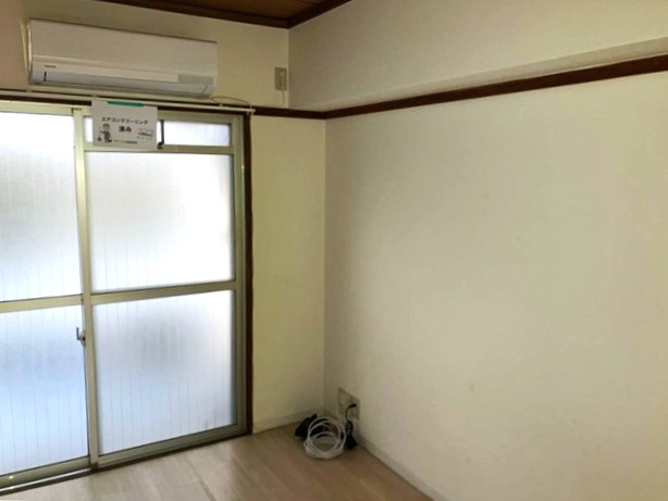 居室・リビング　※参考写真※南東向き洋室6帖☆角部屋です♪エアコン付きで1年