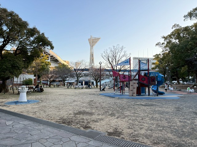 公園　横浜公園（公園）まで397m