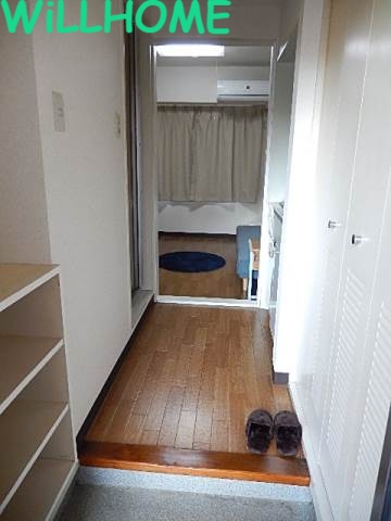 南海本線 和歌山大学前駅 バス乗車時間：17分 最寄りバス停で下車 徒歩3分 8階建 築36年の玄関写真
