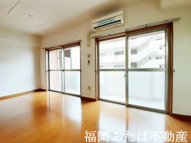 オーレオールの居間写真