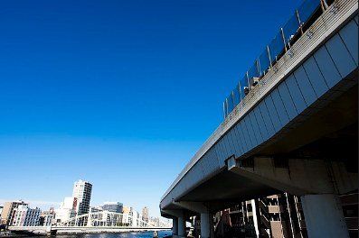 その他　両国橋から見る隅田川と首都高