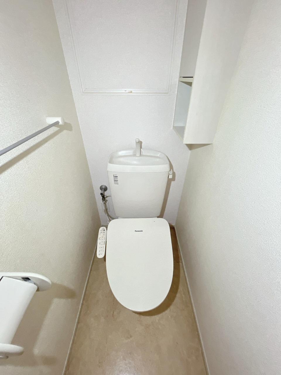 トイレ　ウォシュレット完備