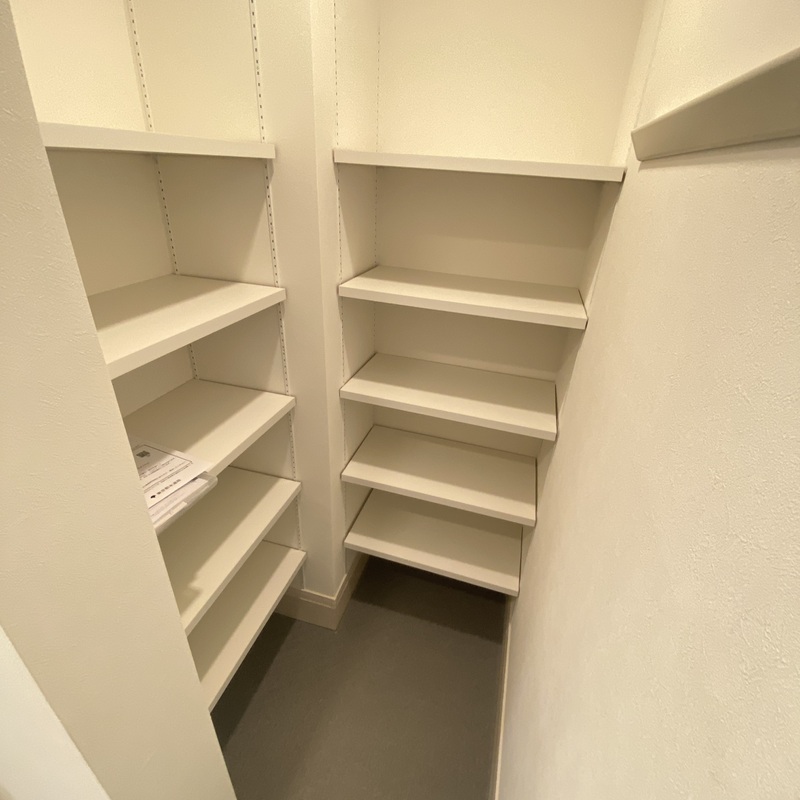 MELDIAの玄関写真