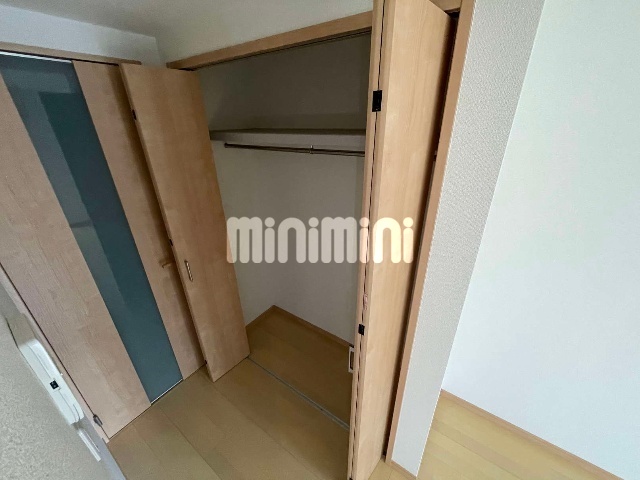 収納　※同物件別号室の参考写真です。