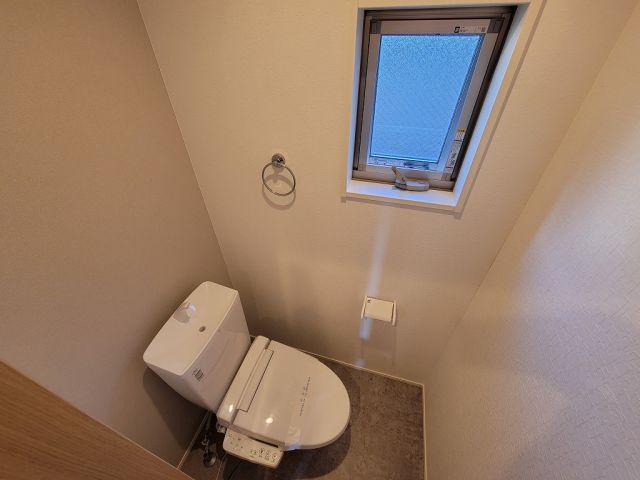 R-FIVEのトイレ写真