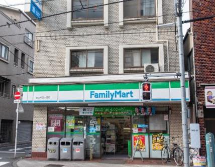 コンビニ　ファミリーマート台東日本堤店（コンビニ）まで166m