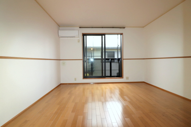 その他部屋・スペース　エアコン１台付き