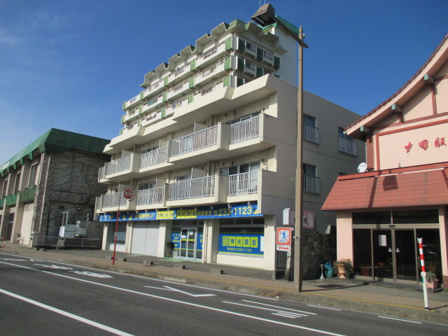 新潟県新潟市中央区信濃町（マンション）の賃貸物件の外観