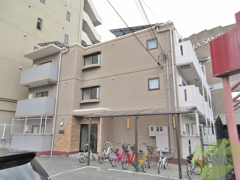 【グリーンヒル江坂の建物外観】