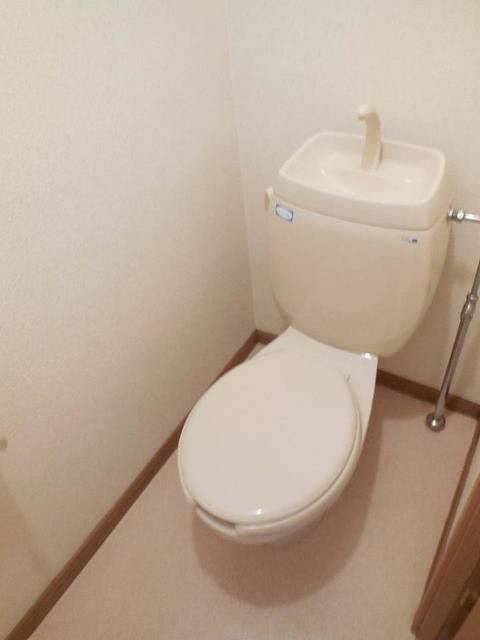 【エミネンスIのトイレ】