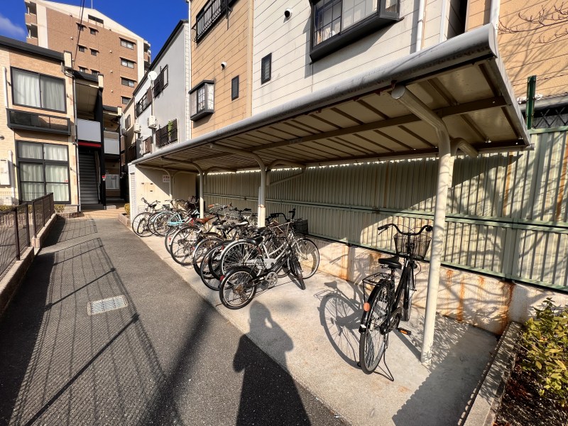 その他　駐輪スペースです。