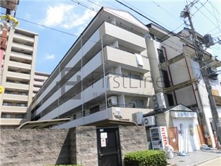 京都市伏見区風呂屋町のマンションの建物外観