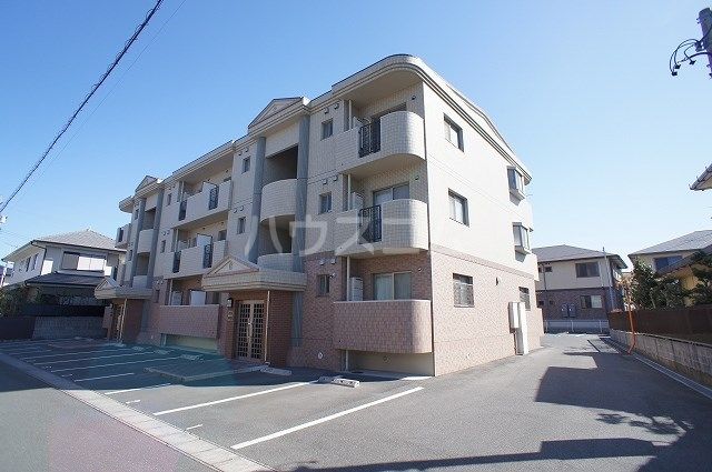 磐田市豊島のマンションの建物外観