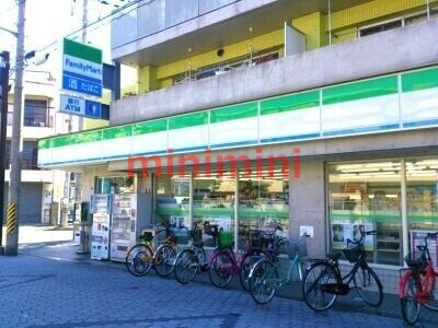 【大阪市東淀川区小松のアパートのコンビニ】