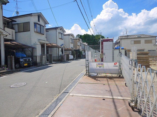 【大和郡山市額田部北町のアパートの駐車場】