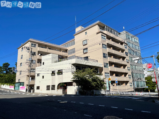 トーカンマンション医学町の建物外観