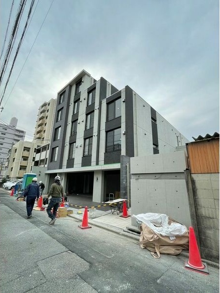 名古屋市東区矢田のマンションの建物外観