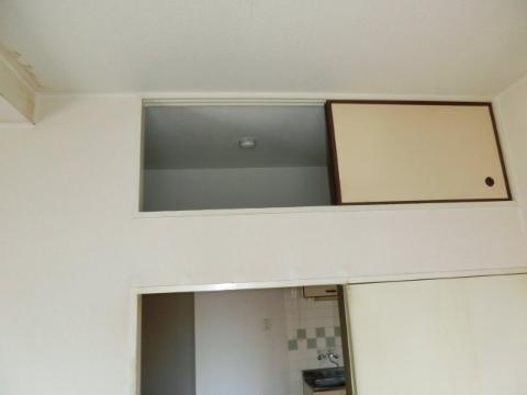 グリーンハウス　収納　天袋