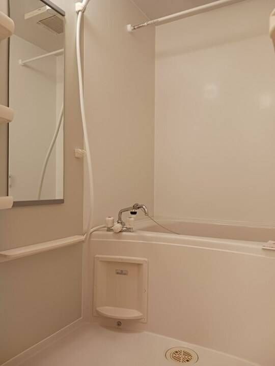 バス・シャワールーム　浴室