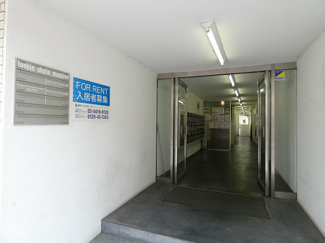 エントランス　エントランス