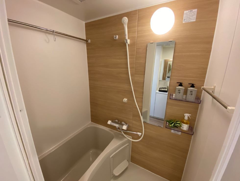 バス・シャワールーム