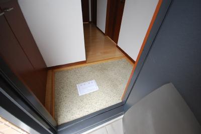 玄関　玄関　※別号室参考写真