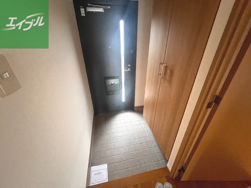 玄関　※別号室の写真※