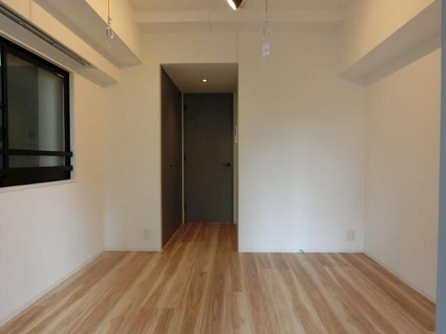 居室・リビング　ゆったり過ごせる居間です