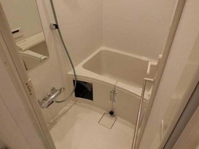 バス・シャワールーム　日々の疲れを癒すお風呂付です