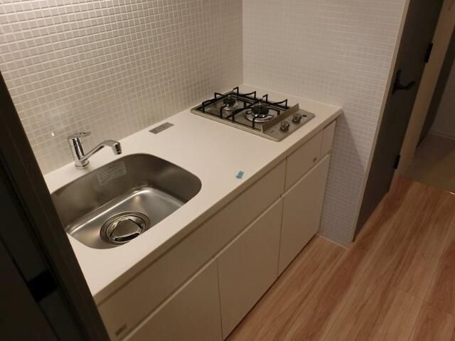 キッチン　コンパクトなキッチンで掃除もラクラク