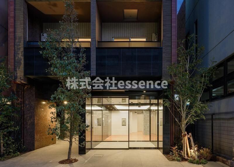 エントランス　弊社ではオンライン対応・現地対応可能です♪