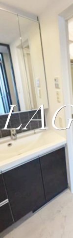 洗面設備　洗面台です。