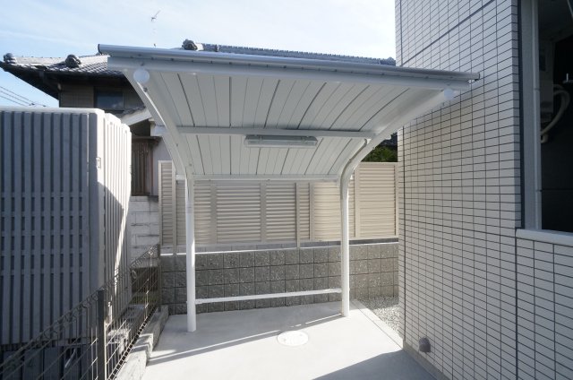 建物外観　外観写真（夜）