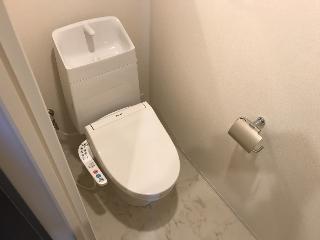 トイレ　シャワー付トイレ