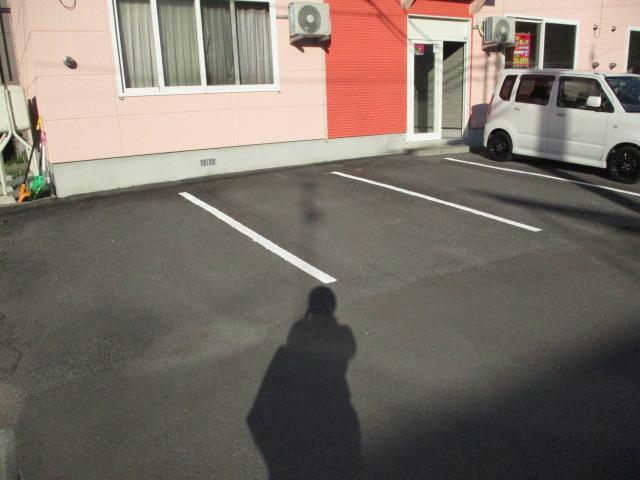 駐車場　駐車場