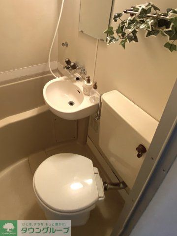 トイレ　別部屋写真参考