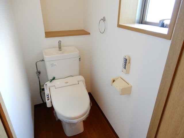 トイレ　室内写真同タイプ別部屋。現状優先。
