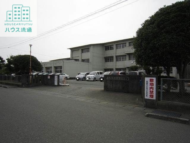 小学校　鳥栖市立旭小学校（小学校）まで984m