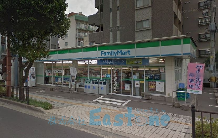 コンビニ　ファミリーマート二中通電停前店（コンビニ）まで217m