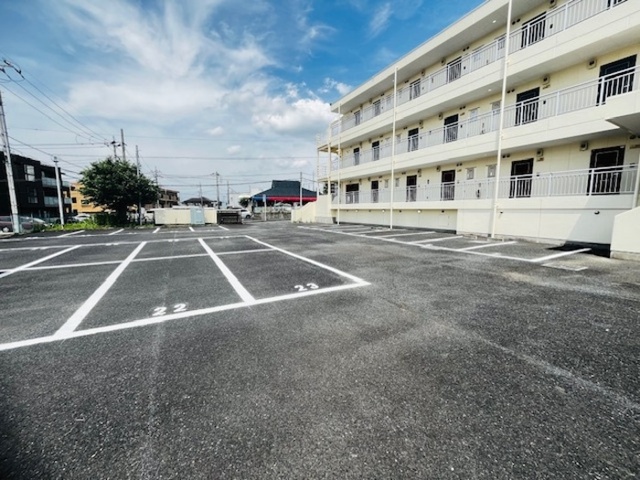 駐車場　駐車場