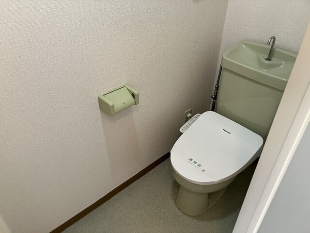 トイレ　トイレ