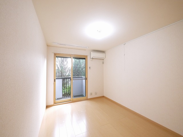 その他部屋・スペース　使い勝手のいい洋室です